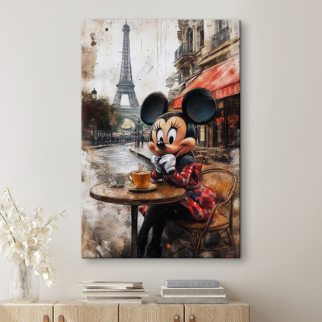 Minnie w Paryżu we wnętrzu