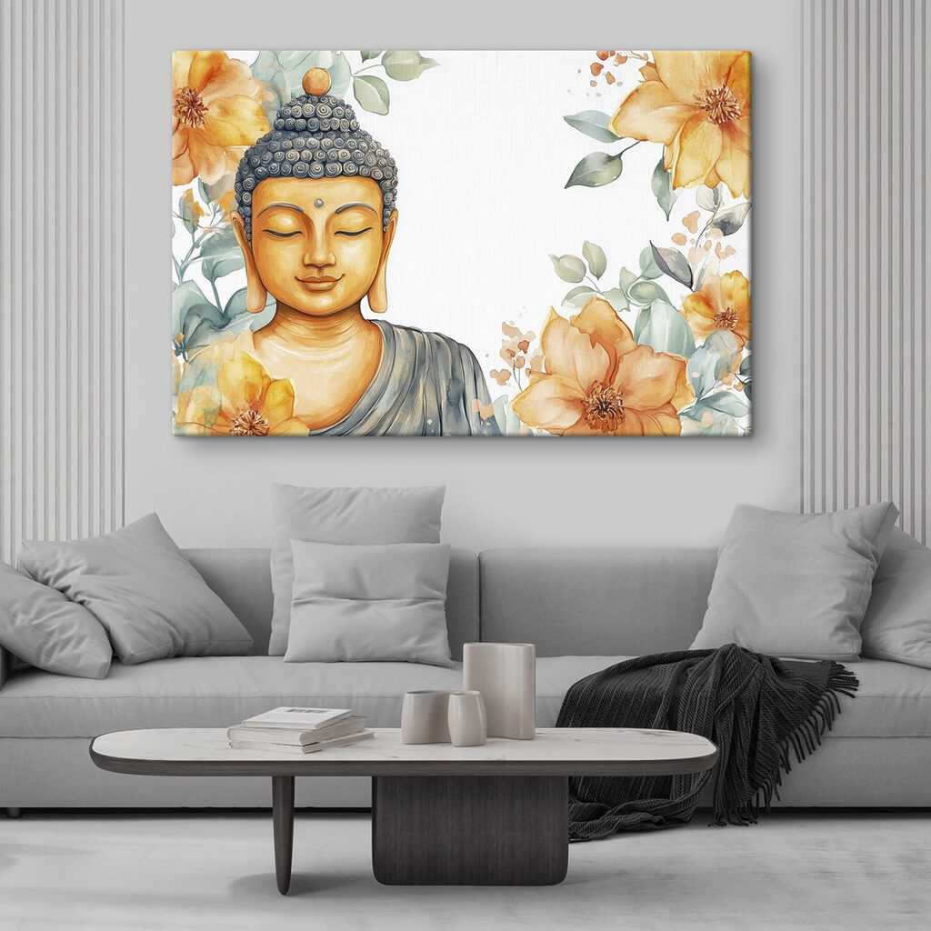 Budda między pomarańczowymi kwiatami we wnętrzu