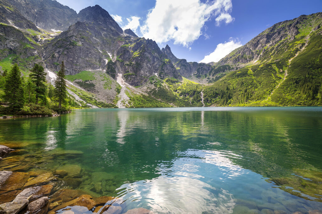 Szczyty nad czystą wodą — cały wzór