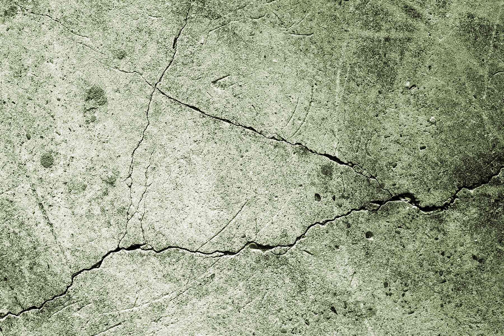 Pęknięcia w zwietrzałych warstwach — cały wzór