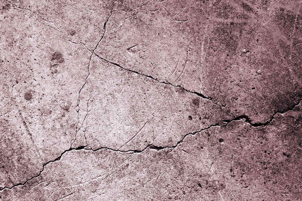 Pęknięcia w zwietrzałych warstwach — cały wzór
