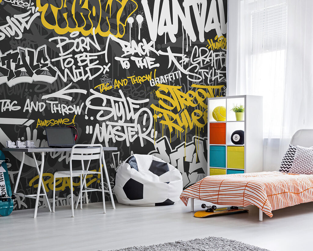 Żółte graffiti na czerni we wnętrzu